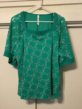 NY Collection, bright green, diagional design tunic, size XL